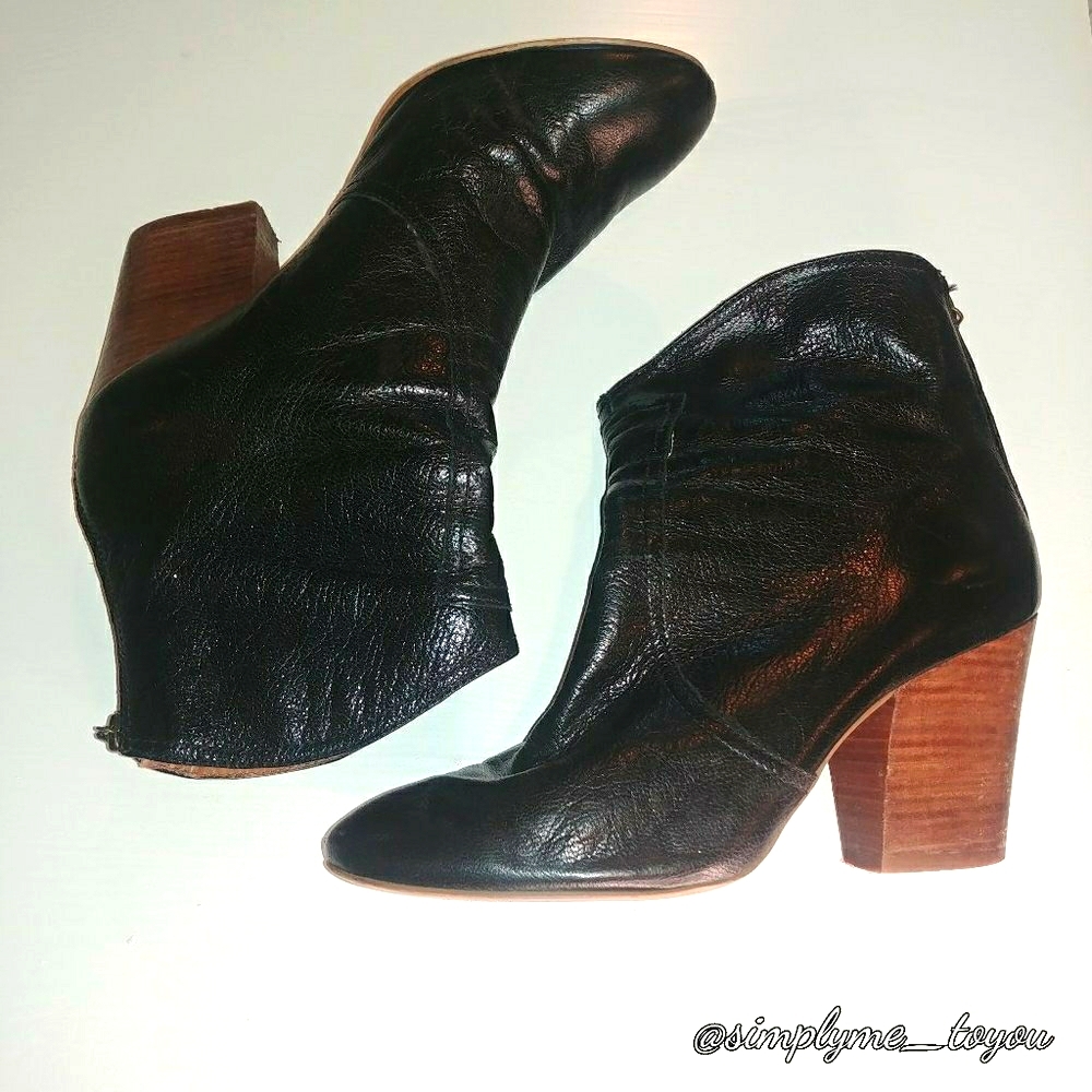 Nine West Black DaShiell Leather Booties
